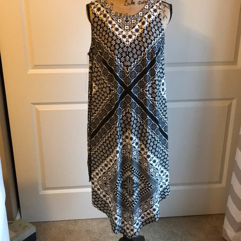 MSK Women’s Black and White Dress